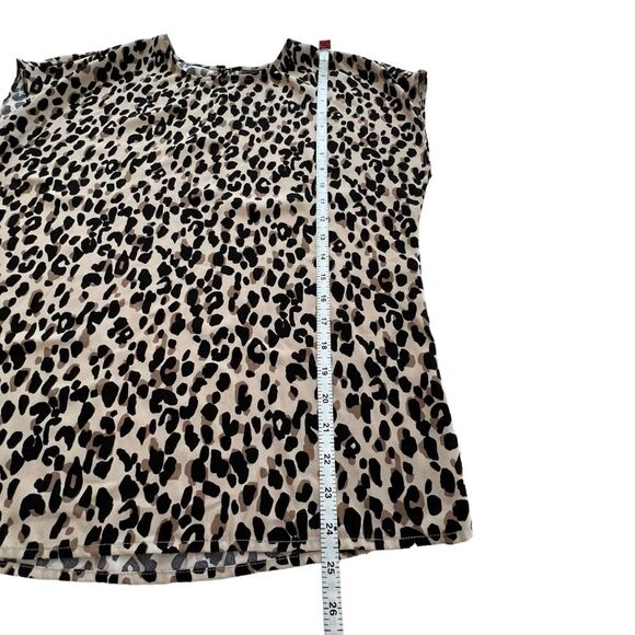 Halogen Animal Print Cap Sleeve Blouse size Medium - Picture 6 of 8